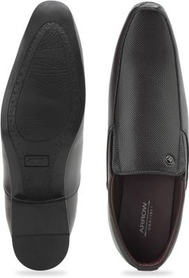 Arrow Slip On