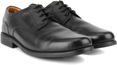 

Clarks Beeston Walk Men Genuine Leather Lace Up shoes For Men(Black