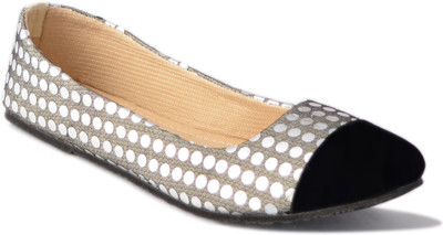 

Myra Party Wear Bellies For Women(Black