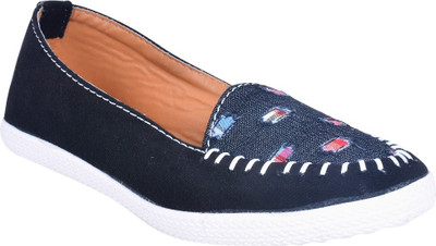 

Footrendz Ethnic Denim Bellies For Women(Black)