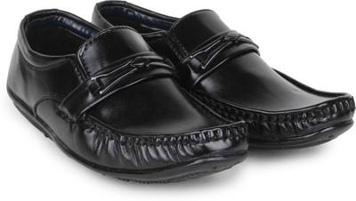 

Do Bhai Boys, Black