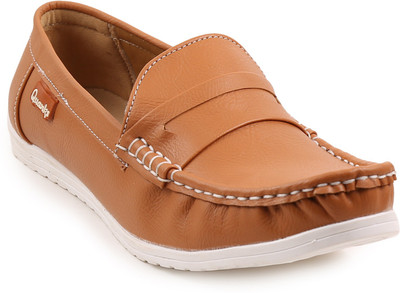 

Quarks Loafers For Men(Tan)