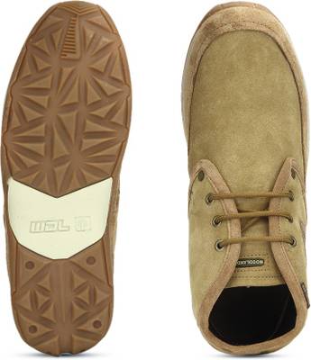 Woodland Mid Ankle Sneakers