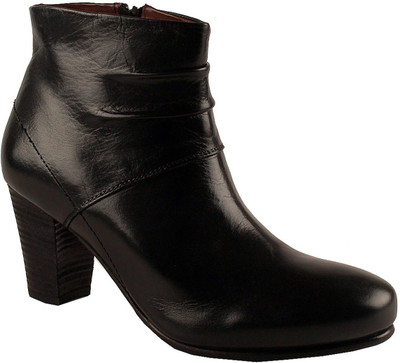 

Salt N Pepper 12-274 Greta Black Boots Boots For Women(Black