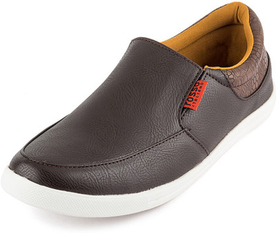 

Rosso Italiano Sneakers Sneakers For Men(Brown, Black with brown design
