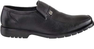 

Metro Davinchi Slip On Shoes For Men(Black, 11;black