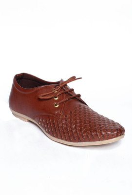 

Om Overseas Sneakers For Men(Tan)