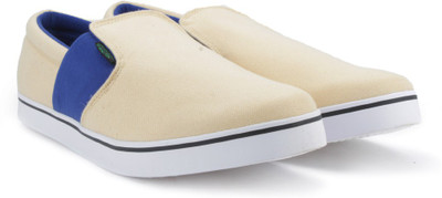 

United Colors of Benetton Men Loafers For Men(Beige, 905