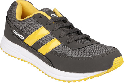 

Goldstar G- Nova Running Shoes For Men(Multicolor, Grey