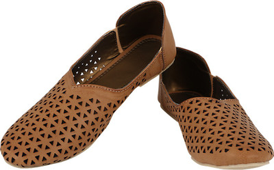 

Berrypeckers Basic Delight Bellies For Women(Beige)