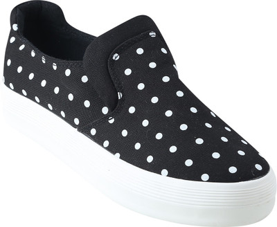 

Go India Store Sneakers For Women(Black