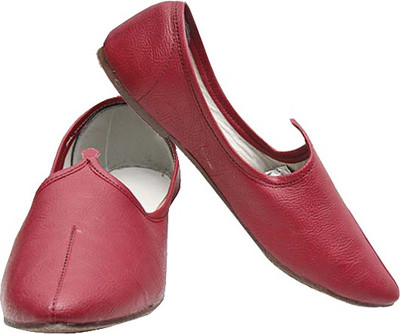 

Port Royal Jutis For Men(Maroon, Burgundy