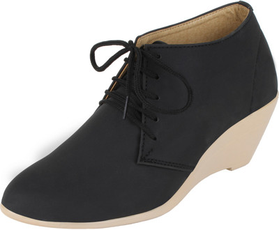 

Niremo Girls, Black