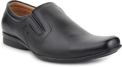 

Vilax Slip On Shoes For Men(Black)