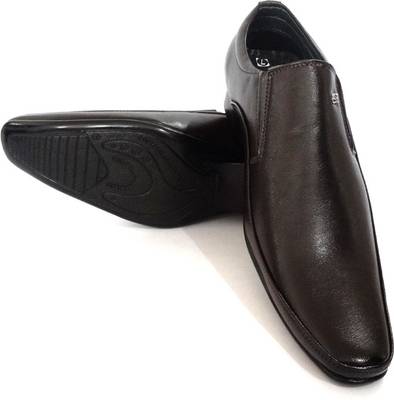Besto Slip On Shoes