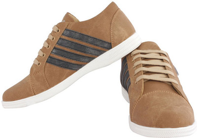 

Footrest Casual Shoes For Men(Beige