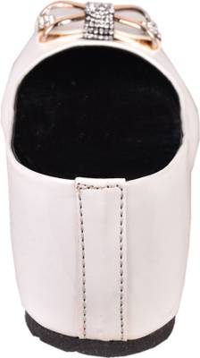 Trilokani Designer Fashionable Trilokani Ballies Bellies