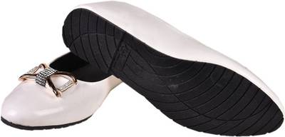 Trilokani Designer Fashionable Trilokani Ballies Bellies