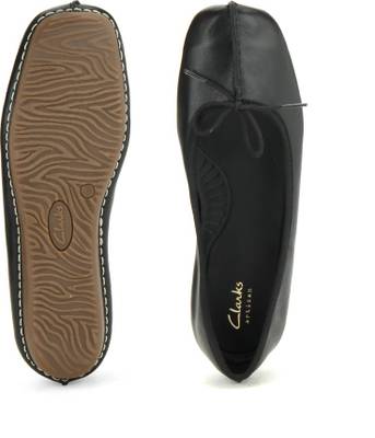 Clarks Freckle Ice Black Leather Bellies