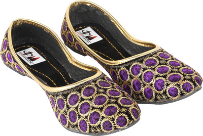 

Decot Paradise Jaipuri Prints Purpler Golden Flat Ethnic Footwear Bellies For Women(Purple