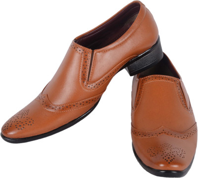 1AAROW Slip On For Men(Tan