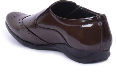 Baaj Slip On