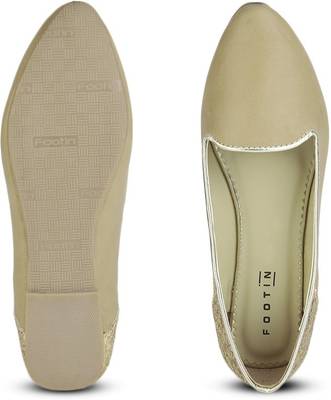 Footin By Bata Bellies