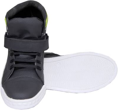 U2 Sneakers
