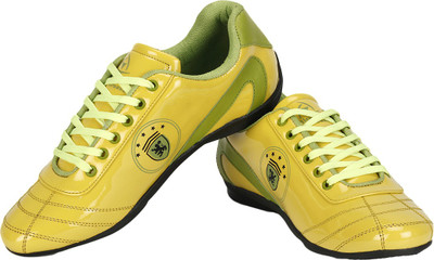 

Knight Ace Sports Canvas Shoes For Men(Yellow)