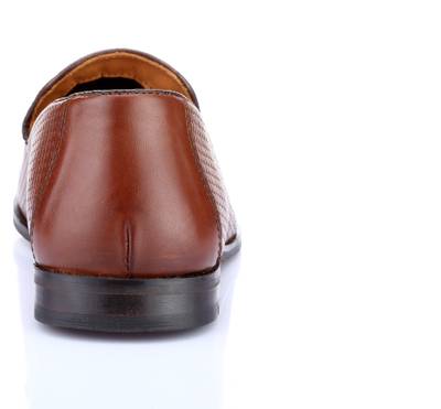 Red Tape Slip On