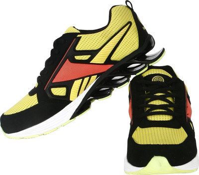 

Bacca Bucci Running Shoes For Men(Yellow