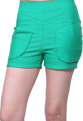 

Vea Kupia Solid Women's Green Basic Shorts