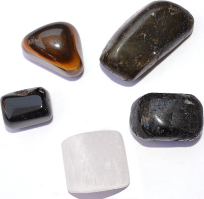

Reiki Crystal Products 100 % Original Black Magic From Protection Tumble Stone Kit Not Dyed Charged By Reiki Grand Master & Vastu Expert Decorative Showpiece - 2 cm(Crystal, Multicolor)
