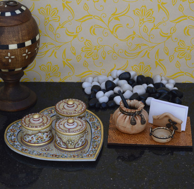 

eCraftIndia Combo of Heart Shaped Marble Tray and Matki Pen Stand Decorative Showpiece - 6.35 cm(Paper Mache, Multicolor)