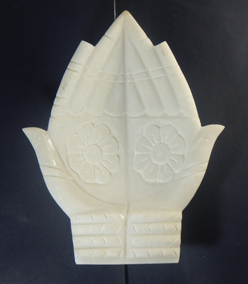 

Mahaveer Creation Decorative Showpiece - 21 cm(Stoneware, White)