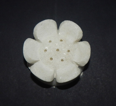 

Mahaveer Creation Decorative Showpiece - 4 cm(Stoneware, White)