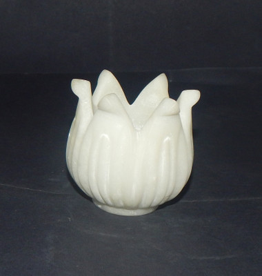 

Mahaveer Creation Decorative Showpiece - 8 cm(Stoneware, White)
