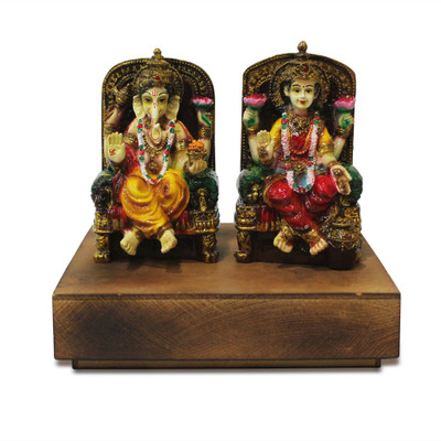 

RENAISSANCE LMG1 Decorative Showpiece - 10 cm(Polyresin, Multicolor, Multicolor)