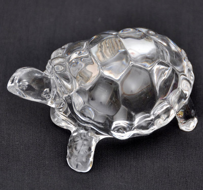 

BuyRudraksha Feng shui - Vastu shashtra Crystal Tortoise Decorative Showpiece - 3.8 cm(Crystal, Clear)