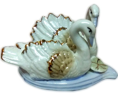Ripe India Decorative Showpiece - 7.2 cm(Polyresin, White)