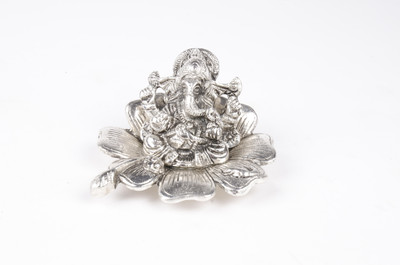 

Friends India Fool Ganesh Decorative Showpiece - 9 cm(Silver Plated, Silver)