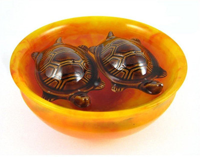 

Creative Gifts Feng Shui Floting Tortoise In Bowl For Wealth And Prosperity Decorative Showpiece - 5 cm(Plastic, Brown)