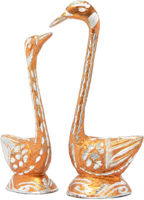 

Crafts For You Saras Couple Decorative Showpiece - 19 cm(Aluminium, Brown)
