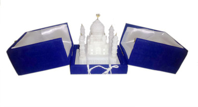 

EXCLUSIVE Decorative Showpiece - 5.08 cm(Stoneware, White)