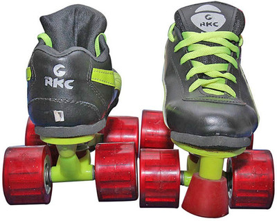 

RKC Youth Supper Ball Quad Roller Skates - Size 3.5 UK(Black)