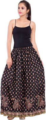 

Magnus Self Design Women's Regular Black Skirt, Black;golden;red
