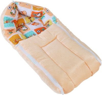 

Chhote Janab Velvet Bedding Set(GOLDEN)