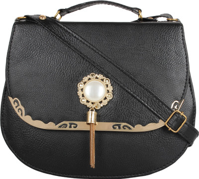 

Ayeshu Women Casual Black PU Sling Bag
