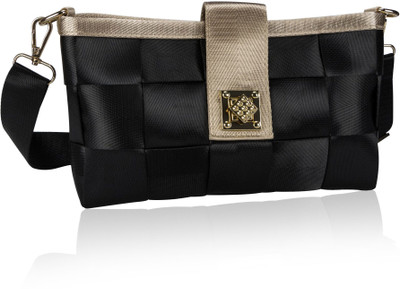 

Neuste Women Casual Black Banana Fibre Sling Bag