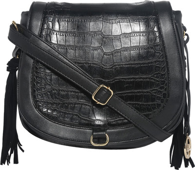 Lino Perros Women Casual Black Leatherette Sling Bag